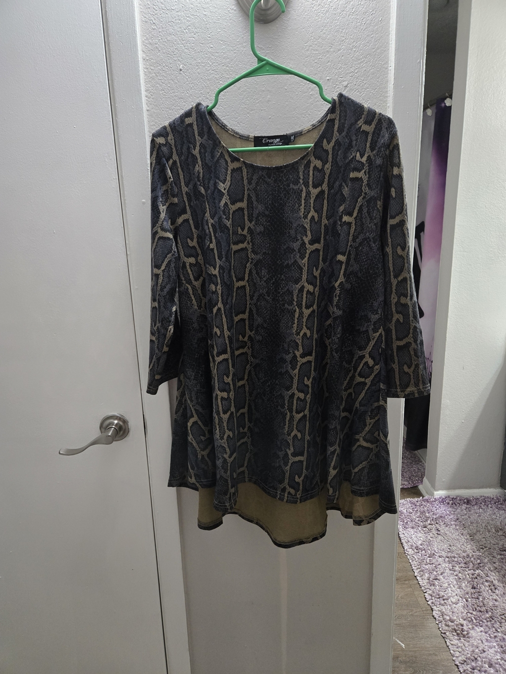 Canyon River Blues Women's Snake-Print Tunic Top in Black and Brown
